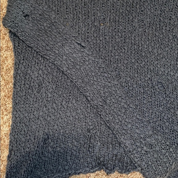 Distressed Aqua sweater - Picture 3 of 3